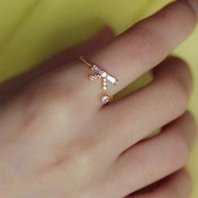 infinity Exquisite diamond ring ope..